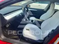 2022 Tesla Model 3 фото
