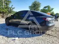 2022 Tesla Model 3 фото