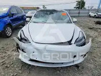 2022 Tesla Model 3 photo