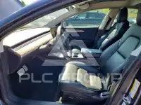 2022 Tesla Model 3 фото