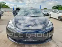 2022 Tesla Model 3 photo