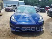 2022 Tesla Model 3 фото