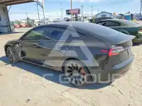 2022 Tesla Model 3 фото