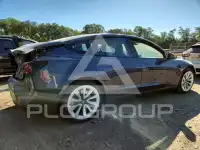 2022 Tesla Model 3 photo