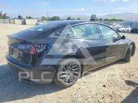 2022 Tesla Model 3 photo