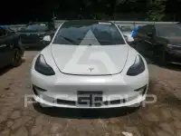 2022 Tesla Model 3 фото