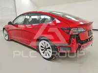 2022 Tesla Model 3 фото