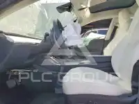 2022 Tesla Model 3 фото