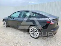 2022 Tesla Model 3 фото