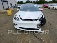 2022 Tesla Model 3 фото