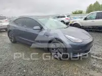 2022 Tesla Model 3 фото