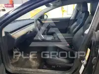 2022 Tesla Model 3 фото