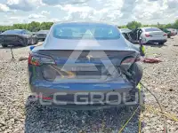 2022 Tesla Model 3 фото