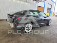 2022 Tesla Model 3 фото