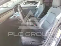 2022 Tesla Model 3 фото
