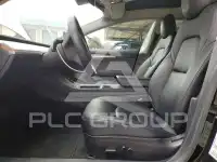 2022 Tesla Model 3 фото