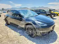 2022 Tesla Model 3 фото