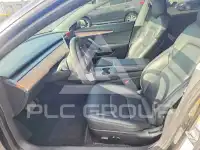 2022 Tesla Model 3 фото