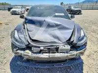 2022 Tesla Model 3 фото