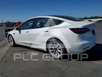 2022 Tesla Model 3 фото