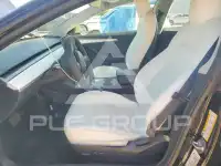 2022 Tesla Model 3 фото