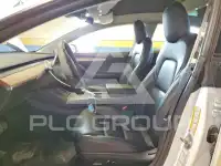 2022 Tesla Model 3 фото