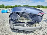 2022 Tesla Model 3 фото