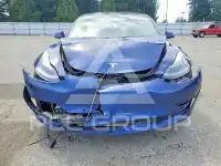 2022 Tesla Model 3 фото