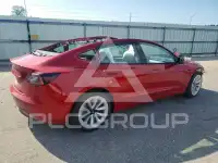 2022 Tesla Model 3 фото
