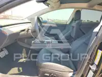 2022 Tesla Model 3 фото