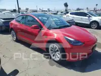 2022 Tesla Model 3 фото