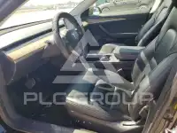 2022 Tesla Model 3 фото