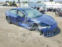 2022 Tesla Model 3 фото