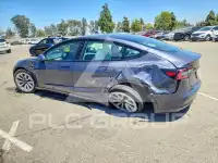 2022 Tesla Model 3 фото