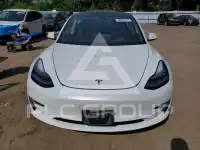 2022 Tesla Model 3 фото