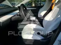 2022 Tesla Model 3 фото
