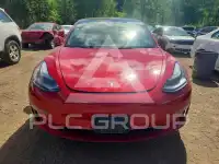 2022 Tesla Model 3 фото