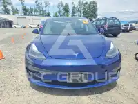 2022 Tesla Model 3 фото