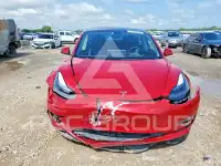 2022 Tesla Model 3 фото