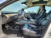 2022 Tesla Model 3 фото