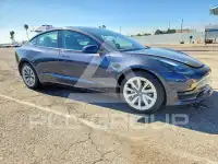 2022 Tesla Model 3 фото