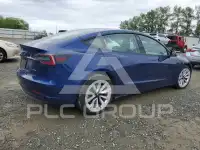 2022 Tesla Model 3 фото