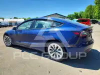 2022 Tesla Model 3 фото