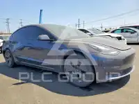 2022 Tesla Model 3 фото