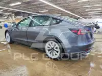 2022 Tesla Model 3 фото