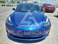 2022 Tesla Model 3 фото
