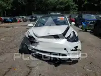 2022 Tesla Model 3 фото