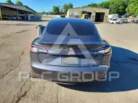 2022 Tesla Model 3 фото