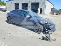 2022 Tesla Model 3 фото