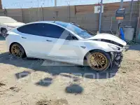 2022 Tesla Model 3 фото